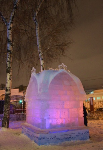 Hermitage Gardens ice sculpture 5